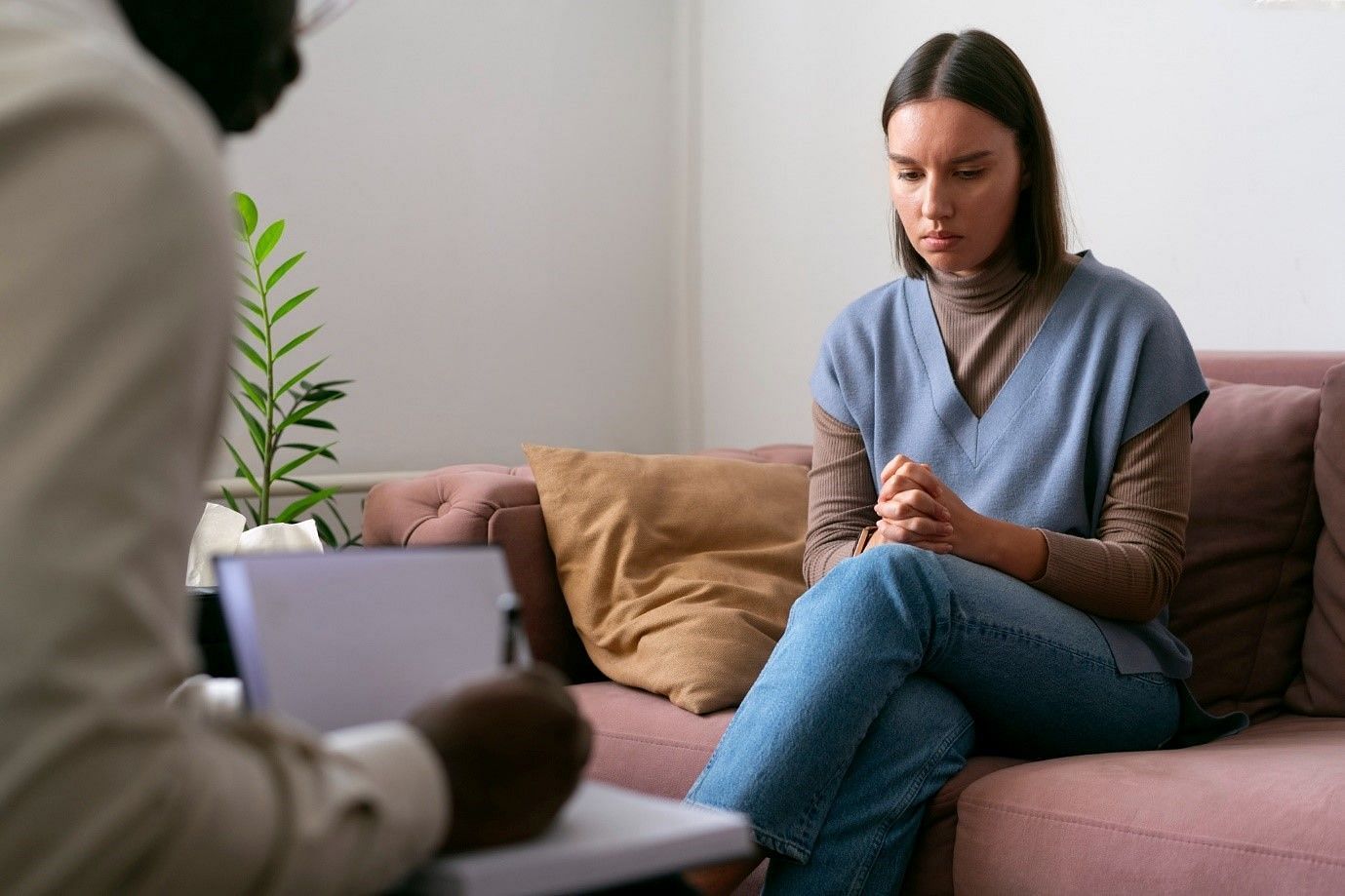 Relaxing exercises can help reduce stress in blood-related situations. (Image by Freepik on Freepik)